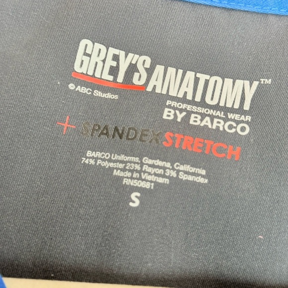 Grey’s Anatomy by Barco Spandex Stretch Kim V-Neck Scrub Top Women’s Small Royal - Picture 6 of 9